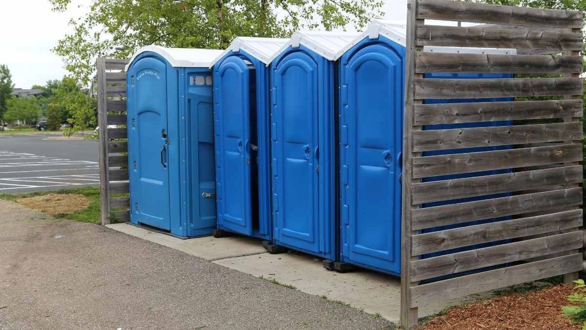 Porta Potty Rental Pros - Trusted Porta Potty Services in Madison, KS, 66860